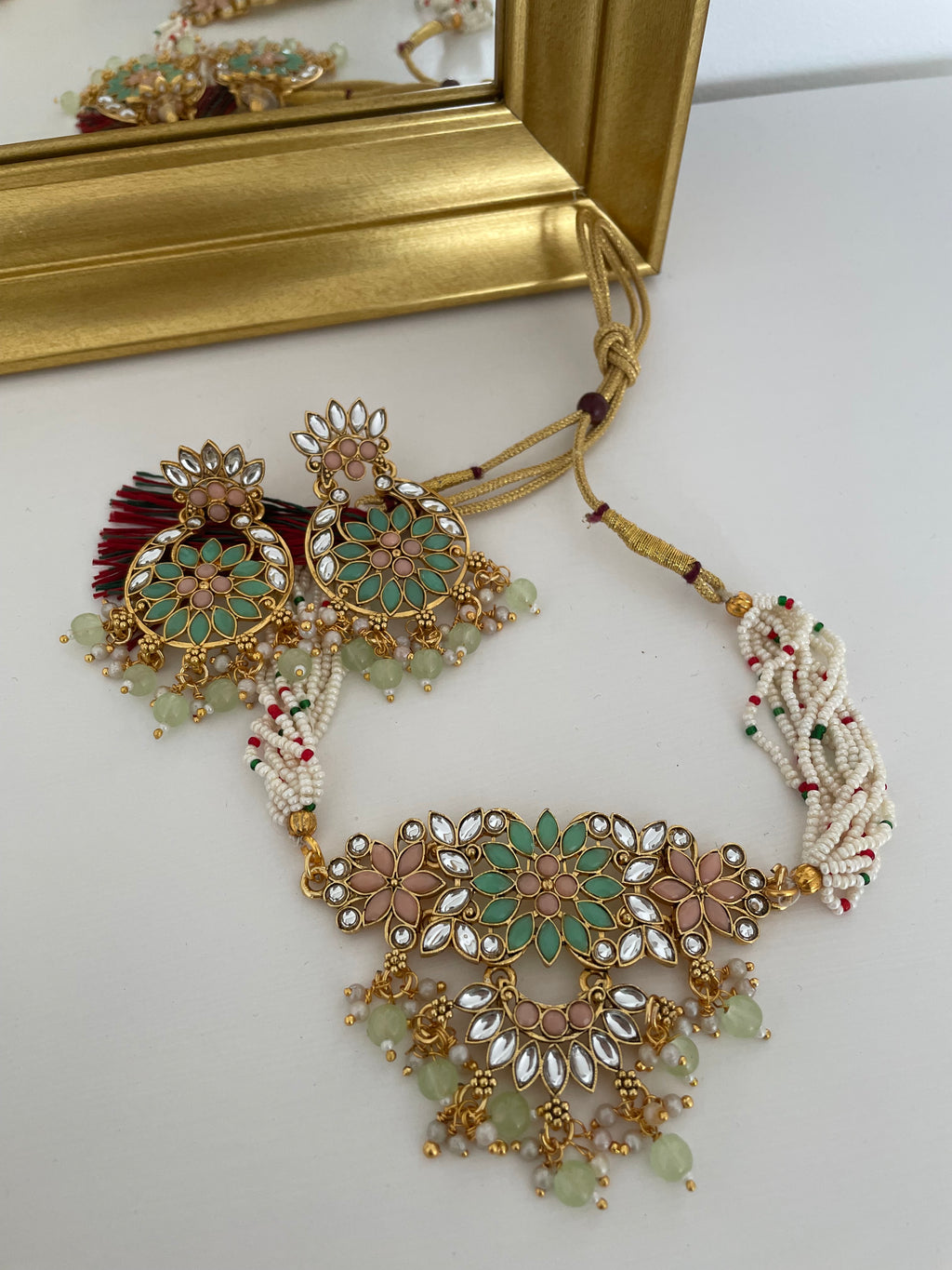 Kundan choker Necklace set