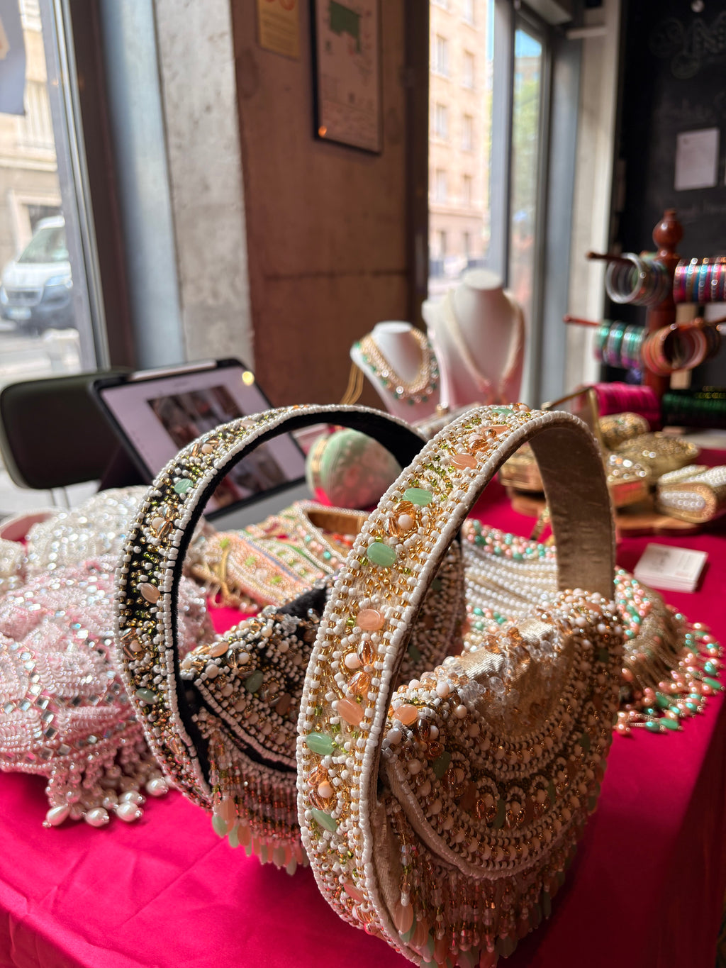Round festive bag